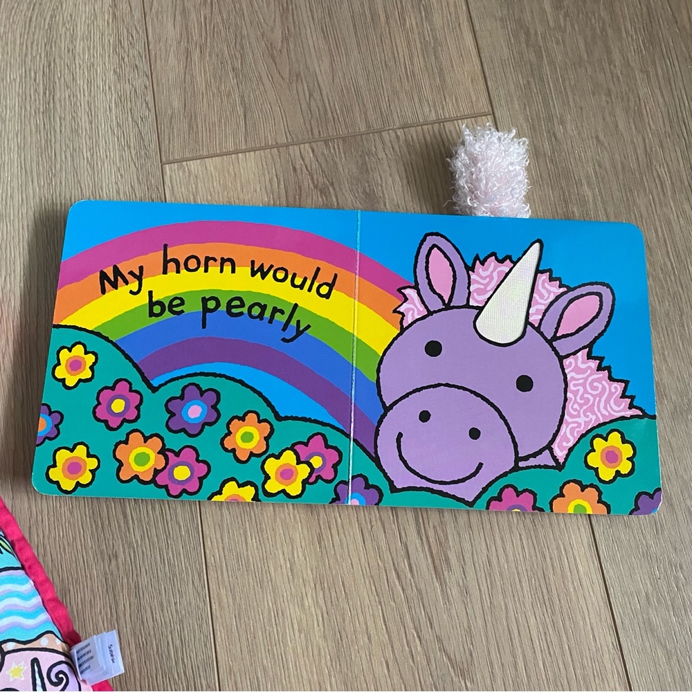 Jellycat Unicorn book bundle - Picture 6 of 13